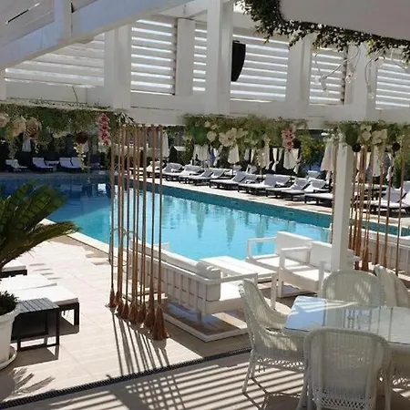 Lägenhet Apartament Zigzag 3 Camere Cu Piscina - Mamaia Nord Năvodari