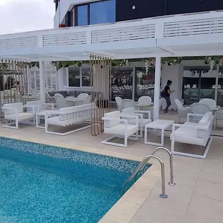 דירה Apartament Zigzag 3 Camere Cu Piscina - Mamaia Nord *