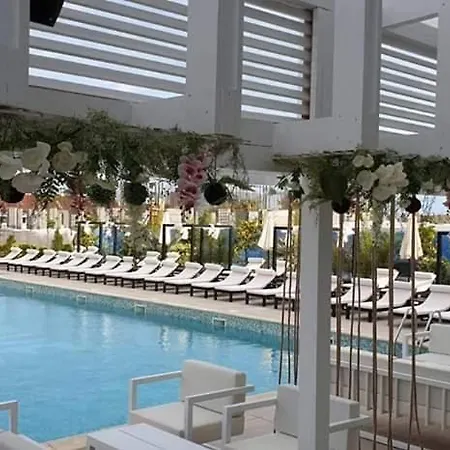 דירה Apartament Zigzag 3 Camere Cu Piscina - Mamaia Nord *